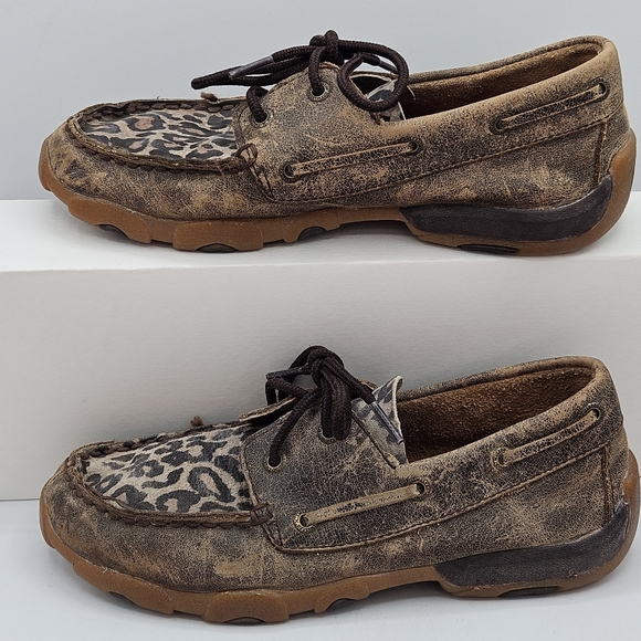 Twisted X cheetah leather moc / boat shoes size 4m - Picture 2 of 15